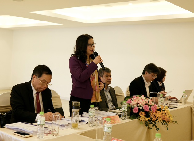 GS.TS. Nguyễn Thị Lan, Giám đốc Học viện đại diện các trường phát biểu trong phiên họp